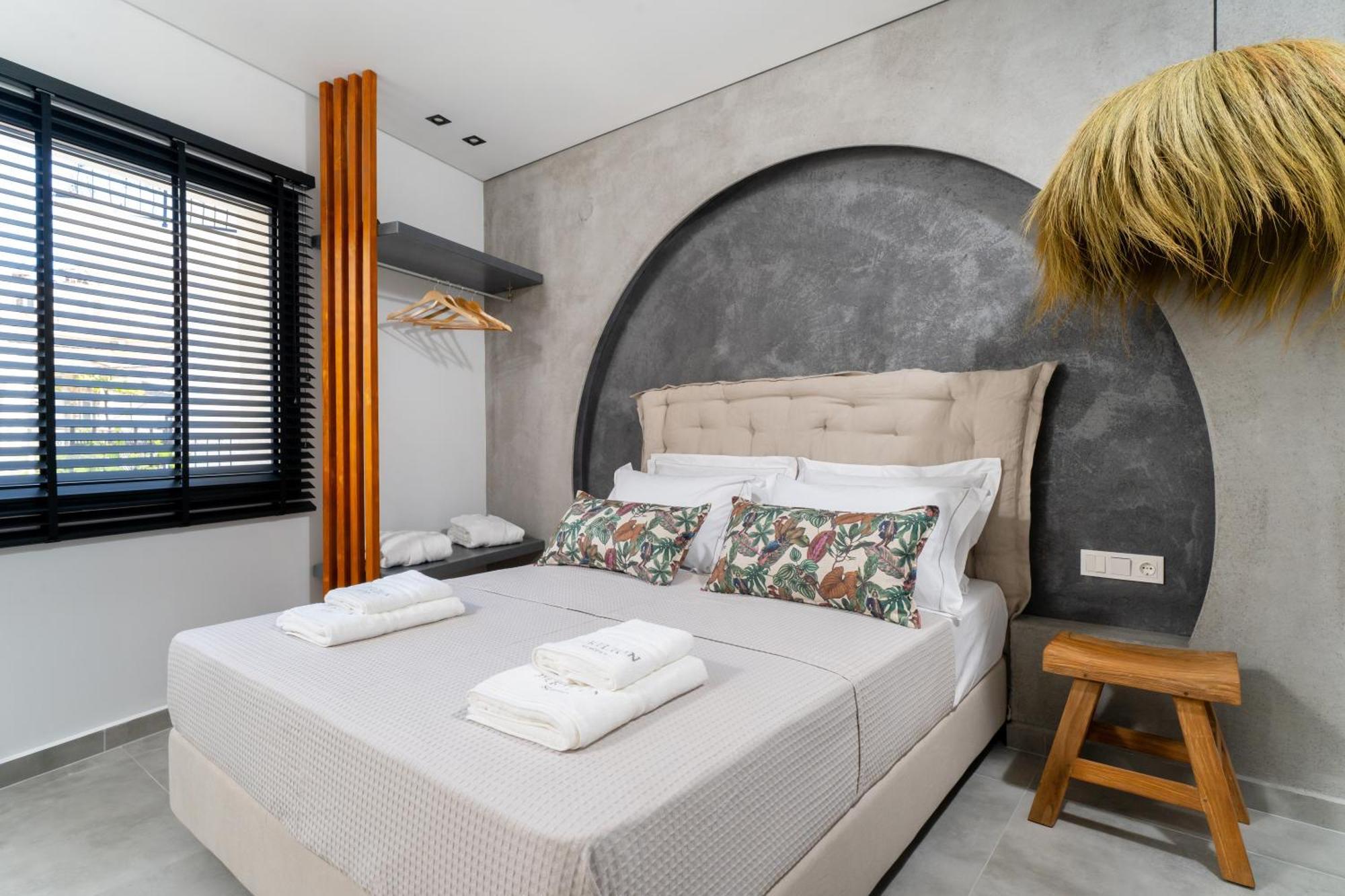Parilion Suites Потос Екстериор снимка