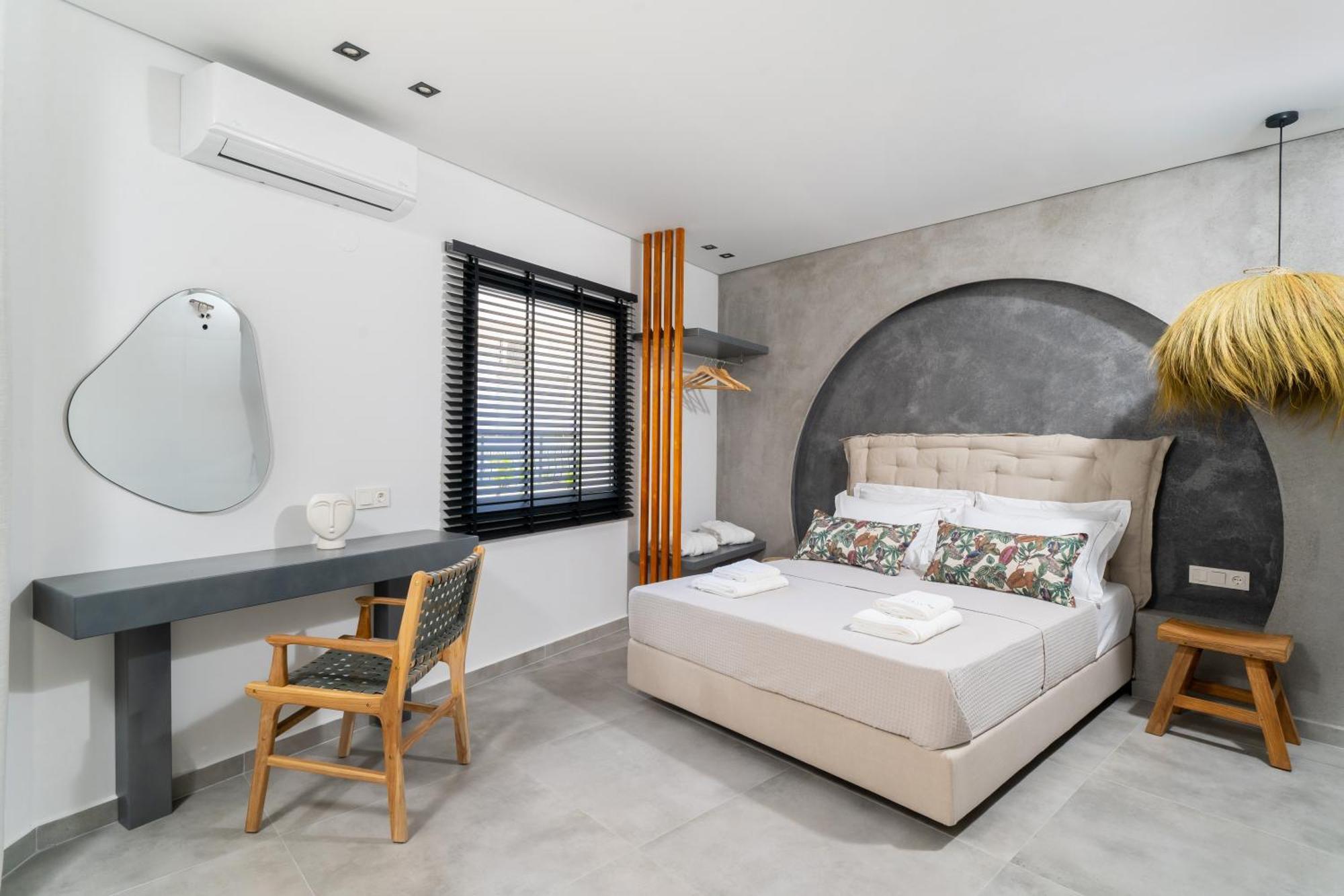 Parilion Suites Потос Екстериор снимка