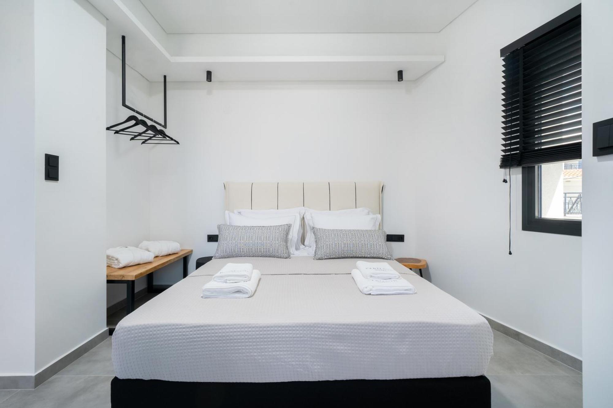 Parilion Suites Потос Екстериор снимка