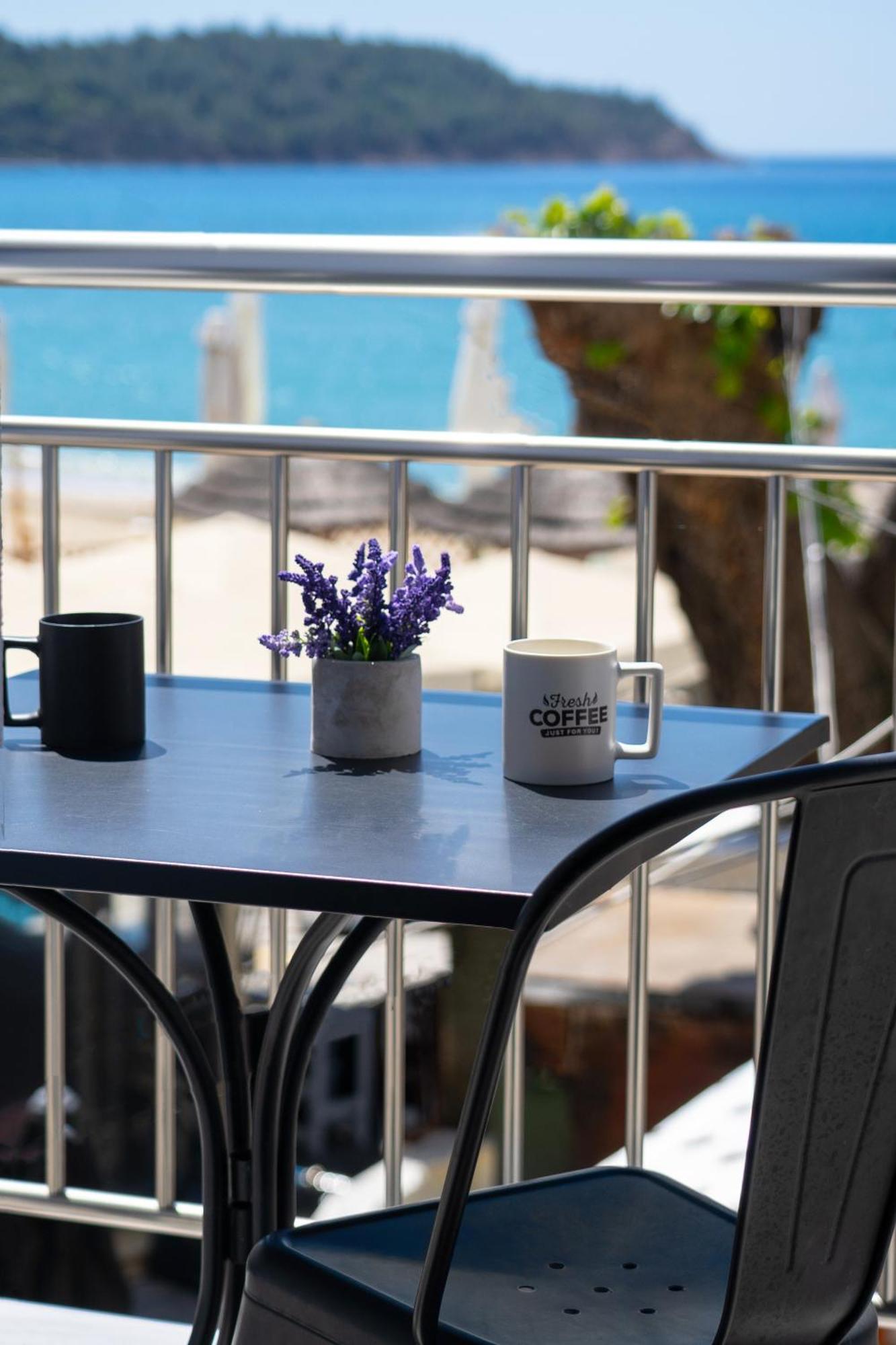 Parilion Suites Потос Екстериор снимка